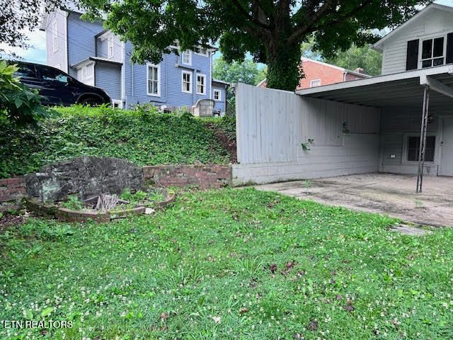 509 Wharf St, Loudon, TN 37774