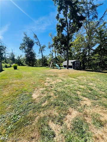 2941 Malibu Drive SW, Warren, OH 44481