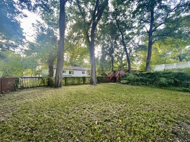 8343 Atlas Drive, Hamburg Twp, MI 48116