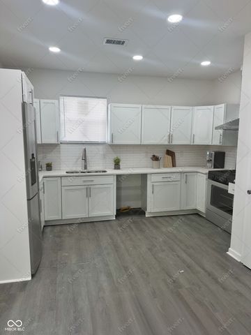 2127 Haines, Indianapolis, IN 46221