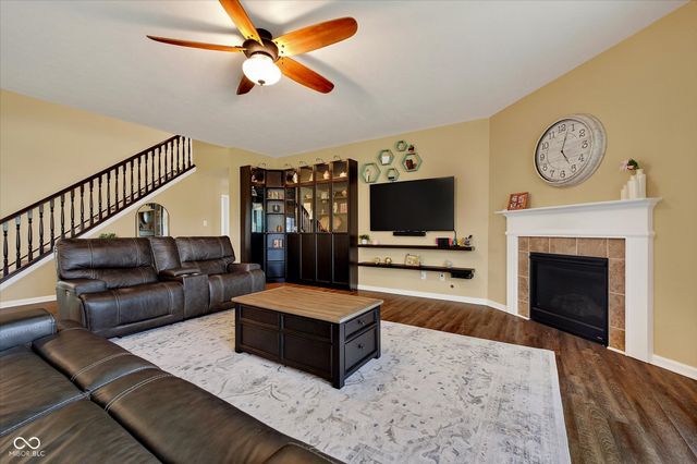 2585 Knockawuddy Drive, Brownsburg, IN 46112