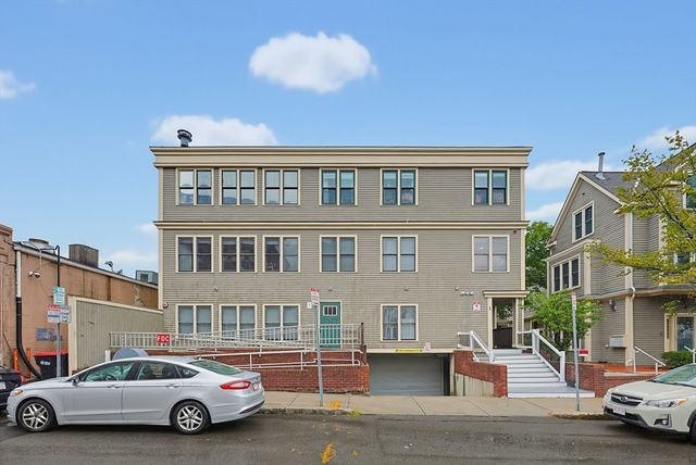 1 Davenport Street 8, Cambridge, MA 02140