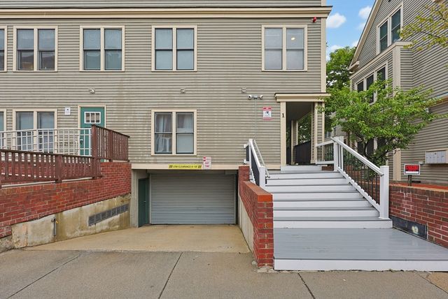 1 Davenport Street 8, Cambridge, MA 02140