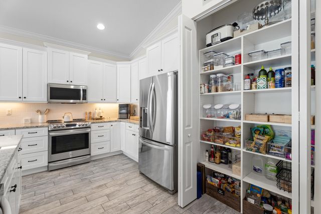 17726 Carver Avenue, Jupiter, FL 33458