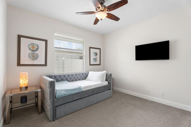 17726 Carver Avenue, Jupiter, FL 33458