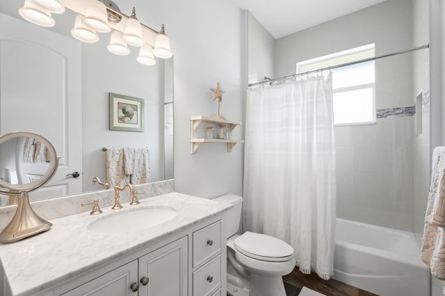 17726 Carver Avenue, Jupiter, FL 33458