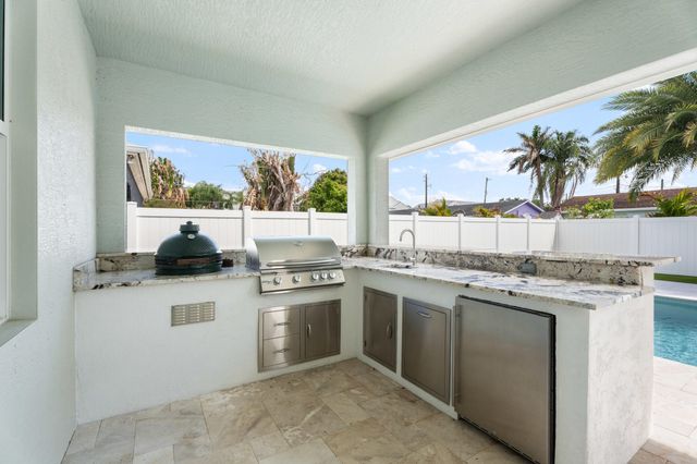 17726 Carver Avenue, Jupiter, FL 33458
