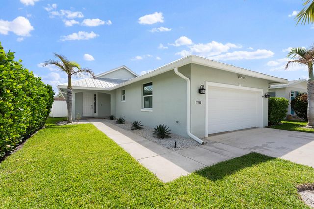 17726 Carver Avenue, Jupiter, FL 33458
