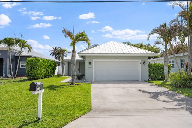 17726 Carver Avenue, Jupiter, FL 33458