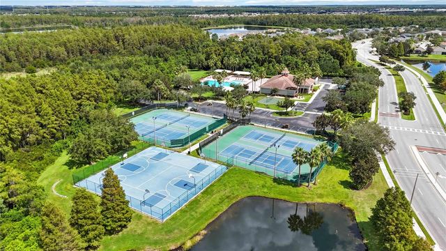2932 YOUNGFORD STREET, Orlando, FL 32824
