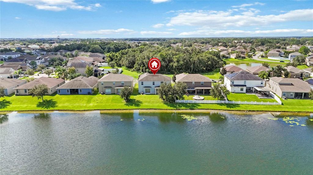Image 40 of property listing at 2932 YOUNGFORD STREET, Orlando, FL 32824