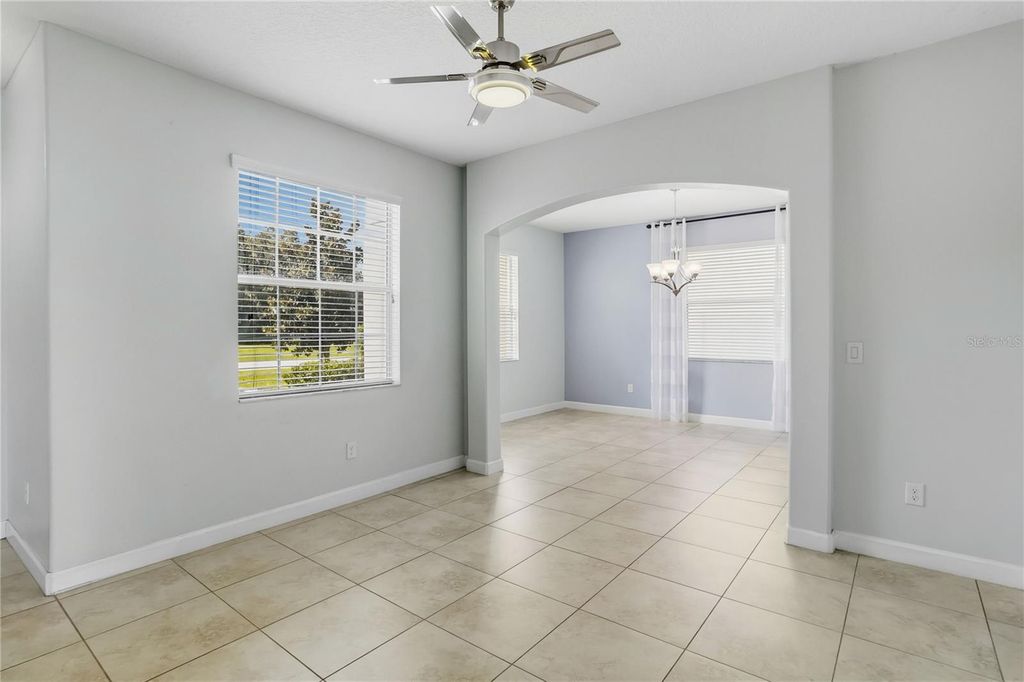 Image 5 of property listing at 2932 YOUNGFORD STREET, Orlando, FL 32824