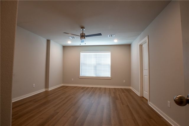 1243 Pink Terrace 1, Fayetteville, AR 72704