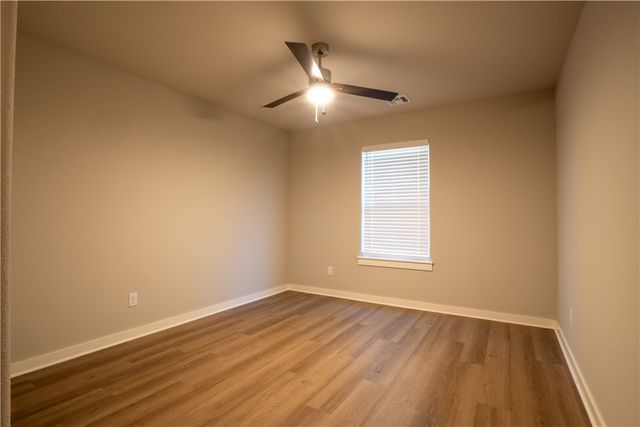 1243 Pink Terrace 1, Fayetteville, AR 72704