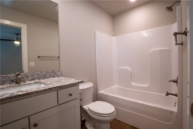 1243 Pink Terrace 1, Fayetteville, AR 72704