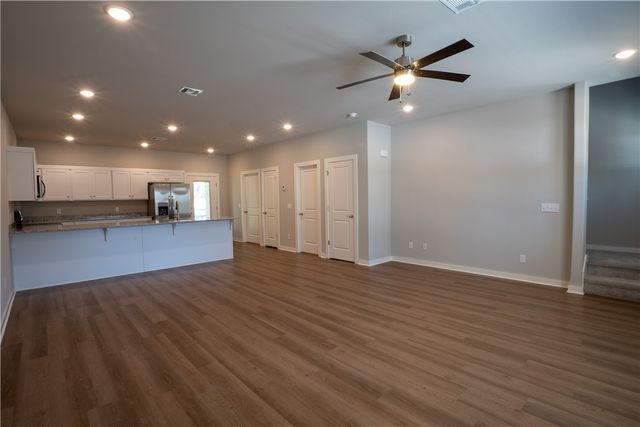 1243 Pink Terrace 1, Fayetteville, AR 72704