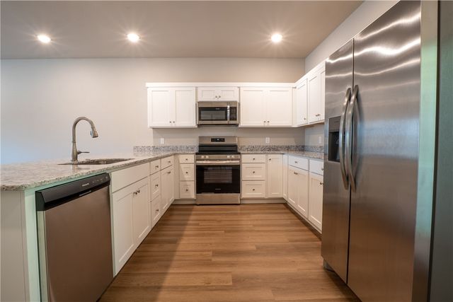 1243 Pink Terrace 1, Fayetteville, AR 72704