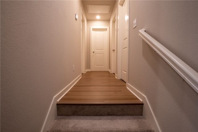 1243 Pink Terrace 1, Fayetteville, AR 72704