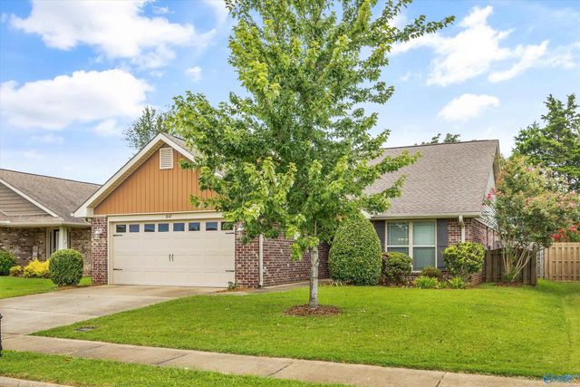 2642 Ashtynn Place SW, Huntsville, AL 35803