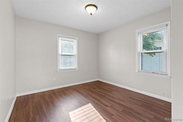 24696 Wilmot Avenue, Eastpointe, MI 48021