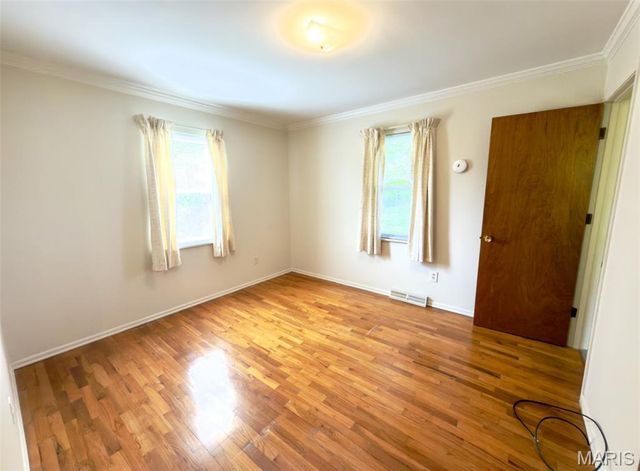 5 Milky Way Drive, St Charles, MO 63304