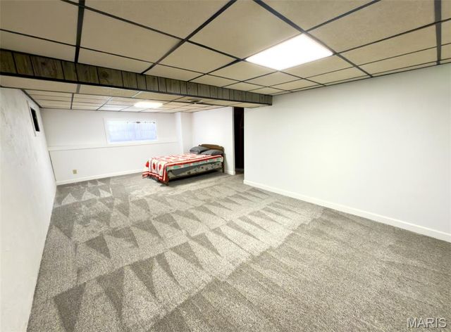 5 Milky Way Drive, St Charles, MO 63304