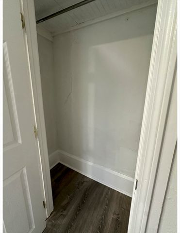 126 Lincoln St 2R, Worcester, MA 01602