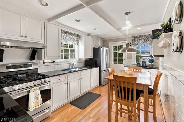 76 Inwood Ave, Montclair Twp., NJ 07043