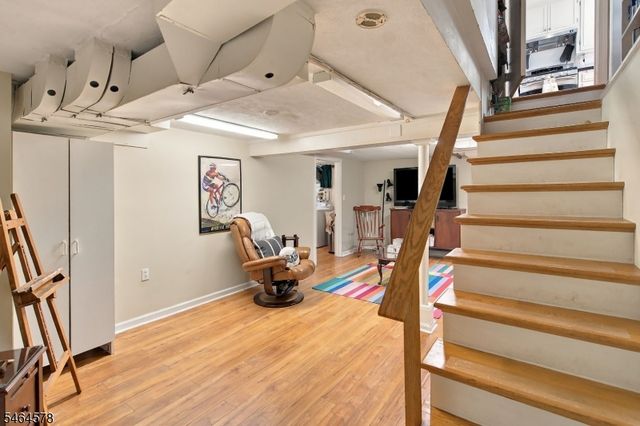 76 Inwood Ave, Montclair Twp., NJ 07043