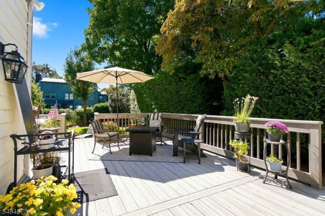 76 Inwood Ave, Montclair Twp., NJ 07043