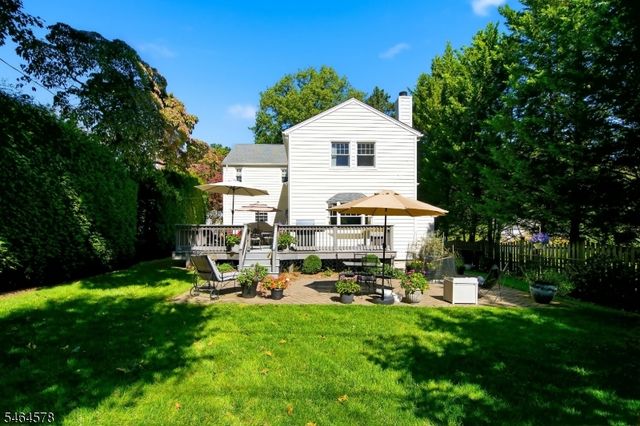 76 Inwood Ave, Montclair Twp., NJ 07043