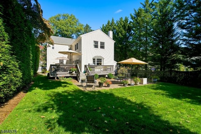 76 Inwood Ave, Montclair Twp., NJ 07043