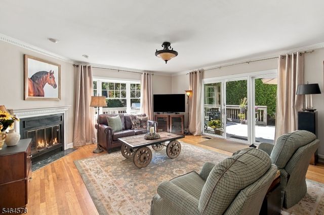 76 Inwood Ave, Montclair Twp., NJ 07043