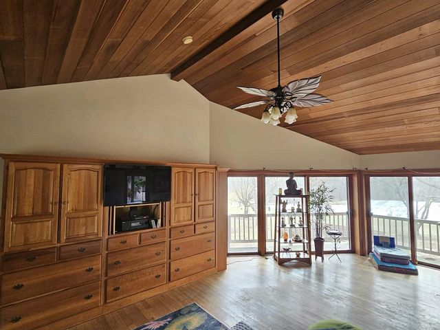 9893 BLUFF DRIVE, Pittsville, WI 54466