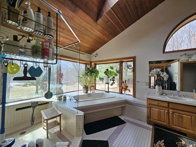 9893 BLUFF DRIVE, Pittsville, WI 54466