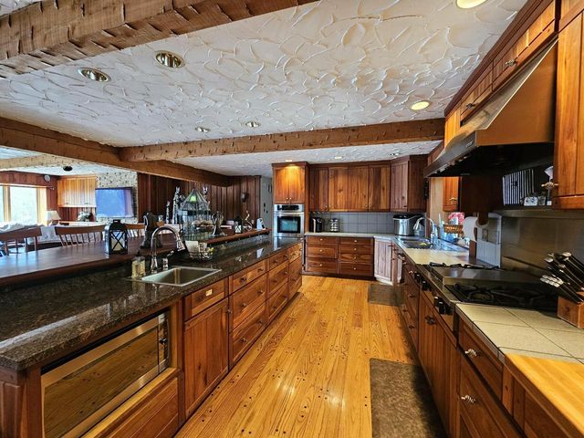 9893 BLUFF DRIVE, Pittsville, WI 54466