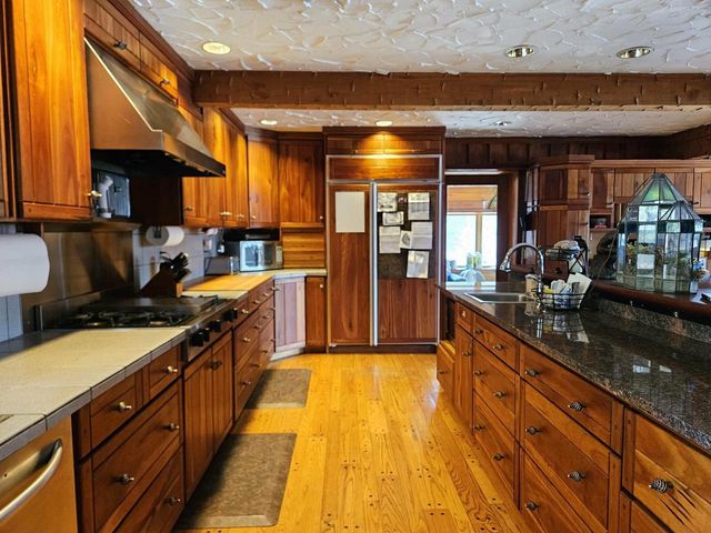 9893 BLUFF DRIVE, Pittsville, WI 54466