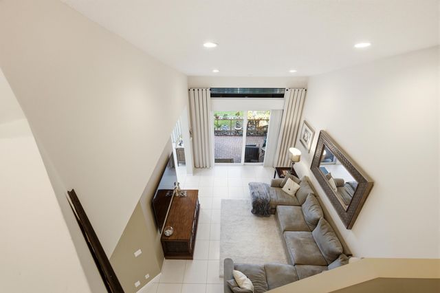 5616 NW 127th Terrace, Coral Springs, FL 33076