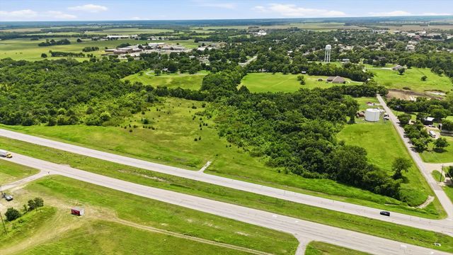 16930 E Us-82, Honey Grove, TX 75446