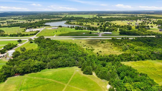 16930 E Us-82, Honey Grove, TX 75446