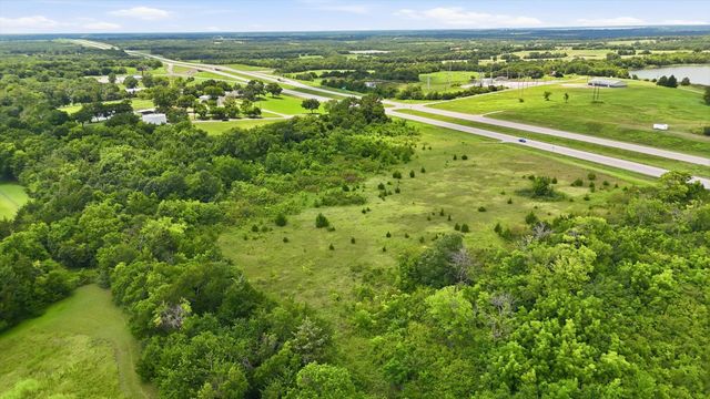 16930 E Us-82, Honey Grove, TX 75446