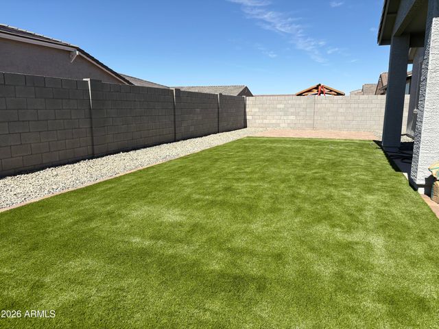 15775 W HONEYSUCKLE Drive W, Surprise, AZ 85387