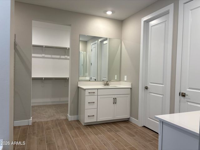 15775 W HONEYSUCKLE Drive W, Surprise, AZ 85387