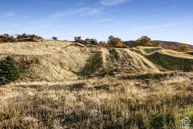 N ROLLING HILLS DR, Centerville, UT 84014