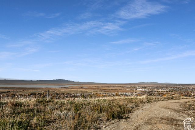 N ROLLING HILLS DR, Centerville, UT 84014