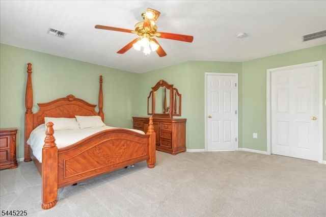 370 Westfield Ave, Clark Twp., NJ 07066