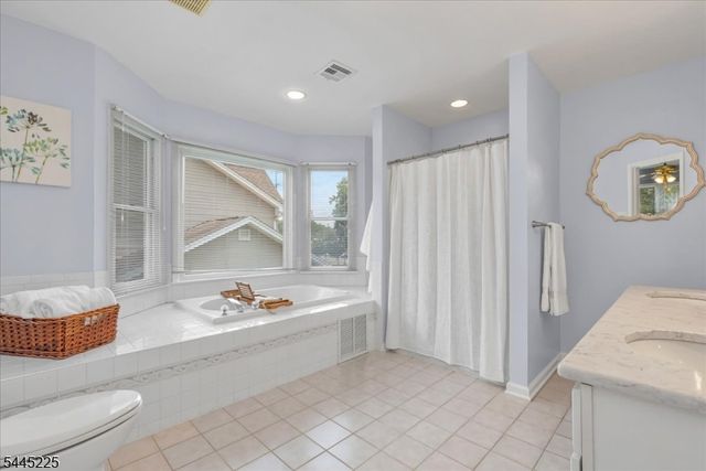 370 Westfield Ave, Clark Twp., NJ 07066