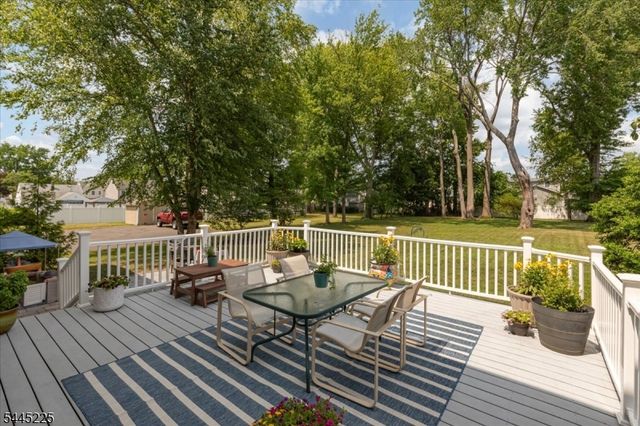 370 Westfield Ave, Clark Twp., NJ 07066