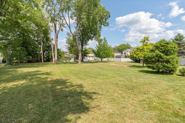 370 Westfield Ave, Clark Twp., NJ 07066
