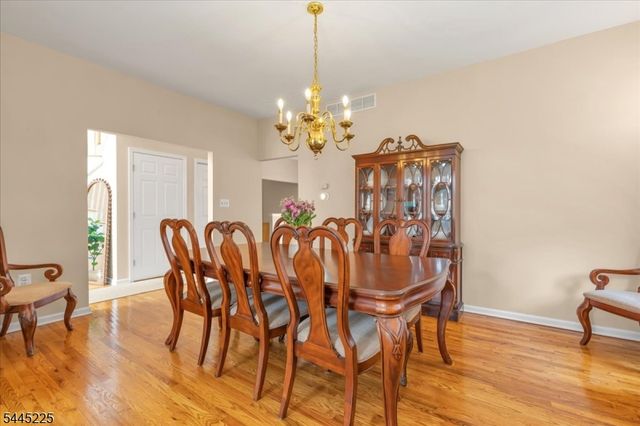370 Westfield Ave, Clark Twp., NJ 07066